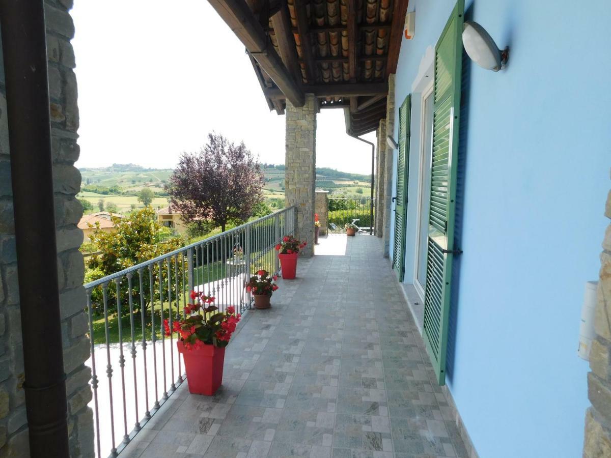 La Casa Blu Apartment Montegrosso d'Asti Exterior photo